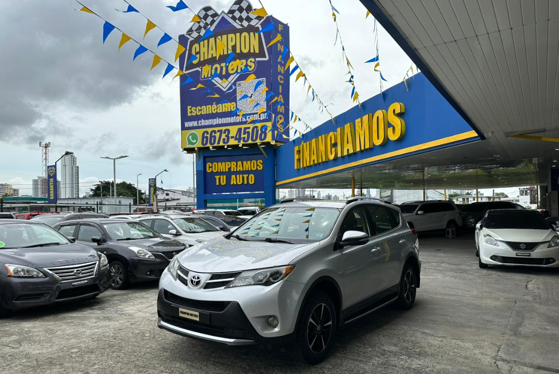 Toyota RAV4 2015