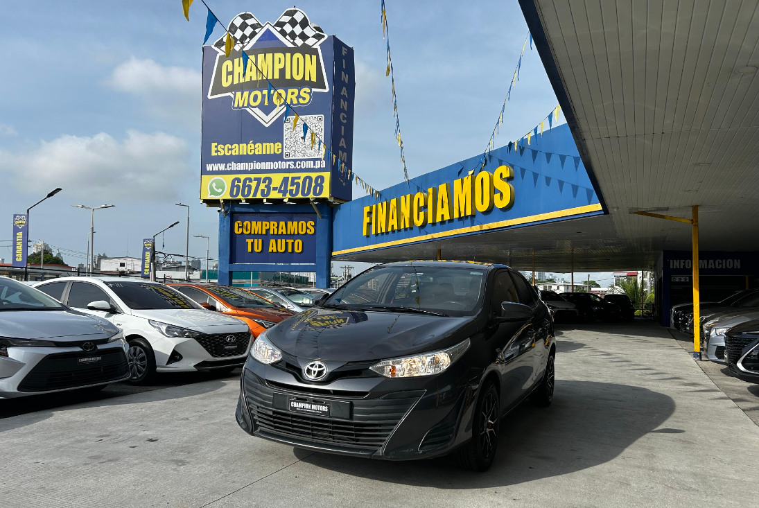 Toyota Yaris 2018 (2018)