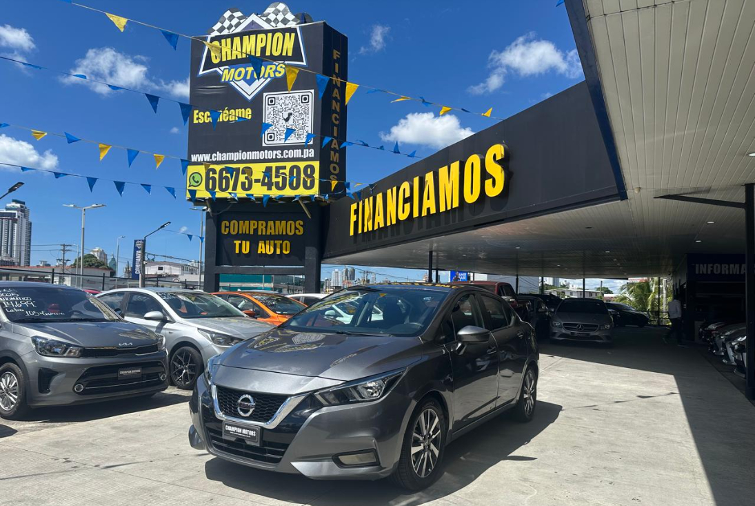 Nissan Versa 2020 (2020)