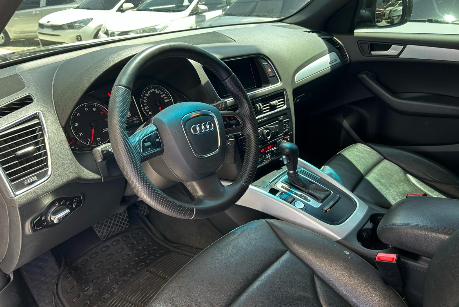 Audi Q5 2012 Automático color Gris, Imagen #7
