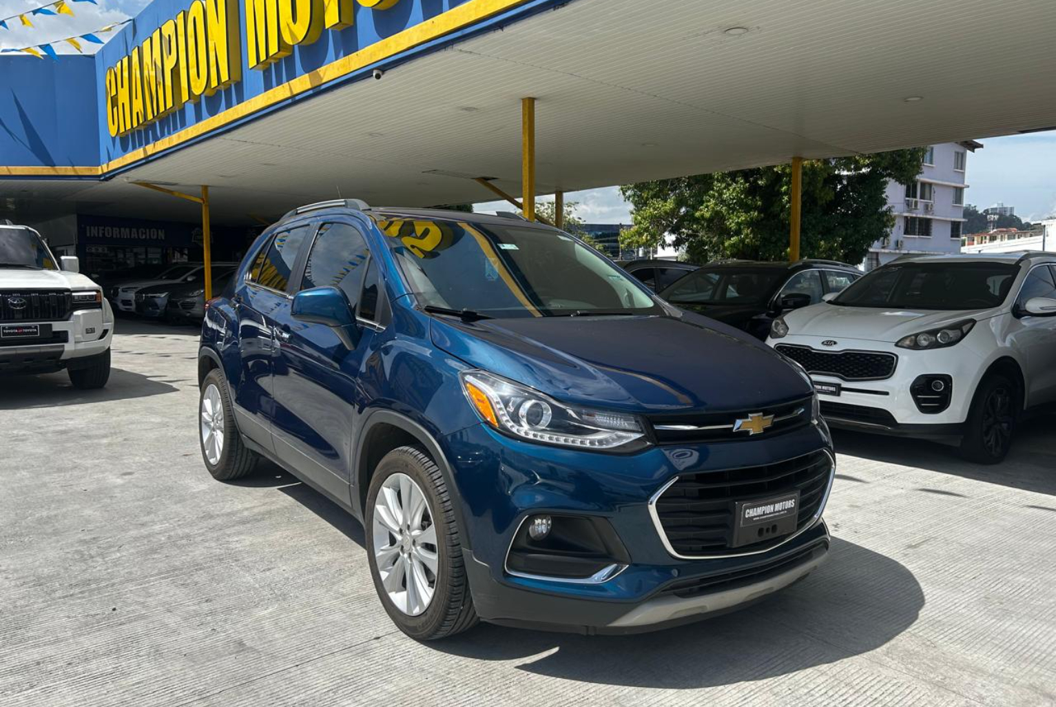 Chevrolet Trax 2020 Automático color Azul, Imagen #3