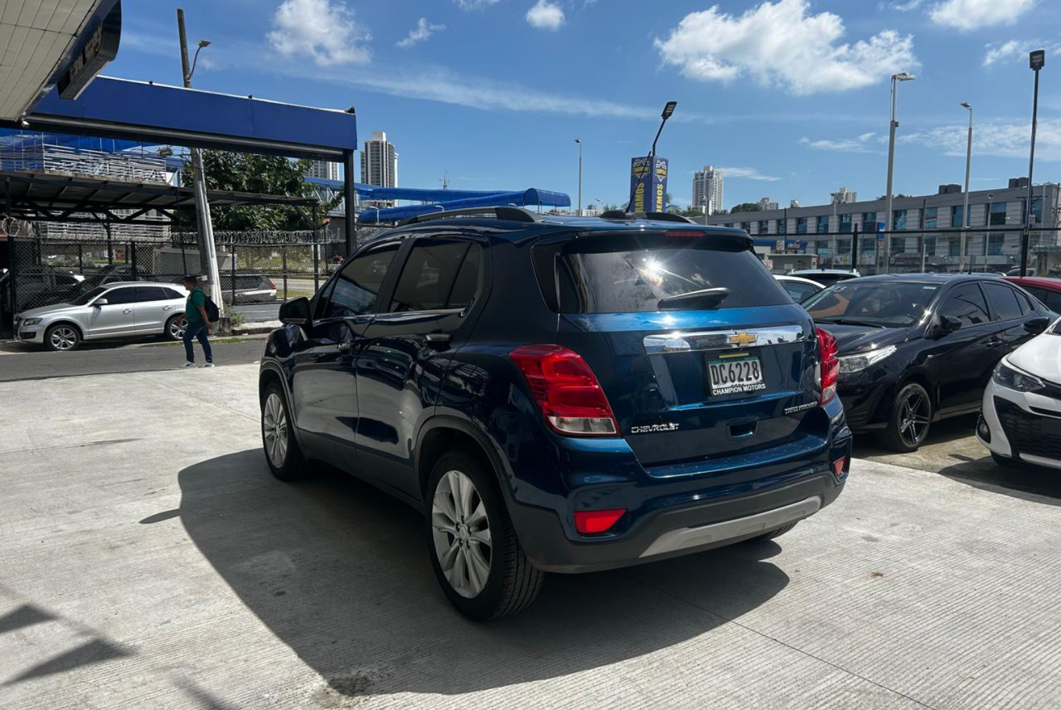 Chevrolet Trax 2020 Automático color Azul, Imagen #6