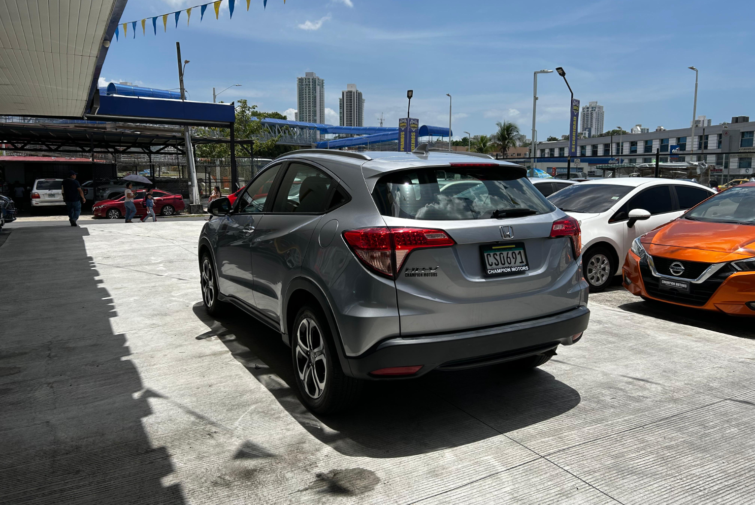 Honda HR-V 2018 Automático color Plateado, Imagen #6