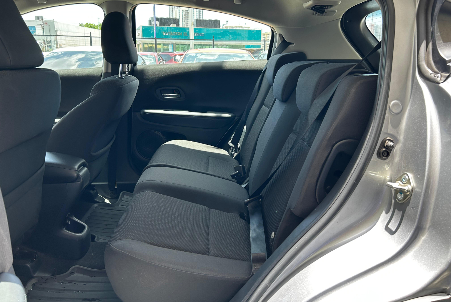 Honda HR-V 2018 Automático color Plateado, Imagen #10