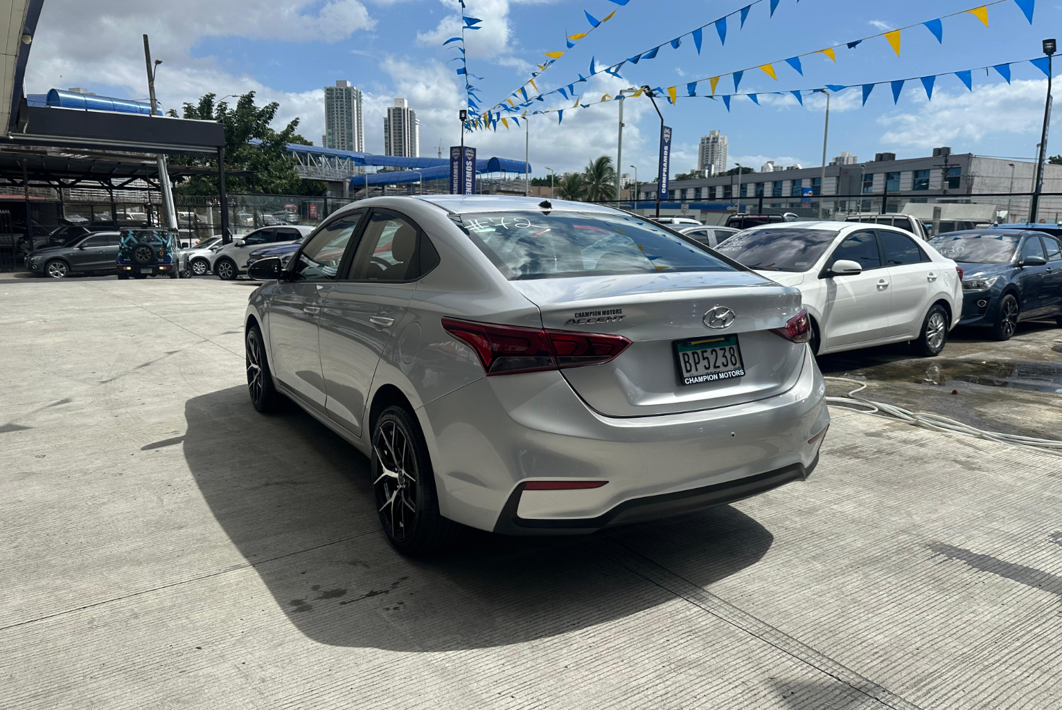 Hyundai Accent 2019 Automático color Plateado, Imagen #6