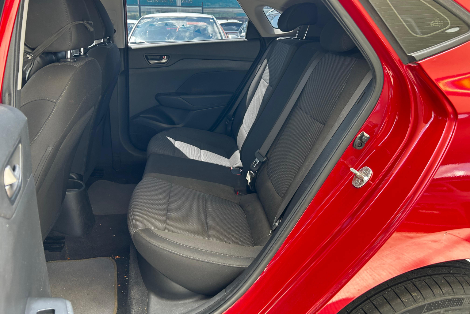 Hyundai Accent 2020 Automático color Rojo, Imagen #10