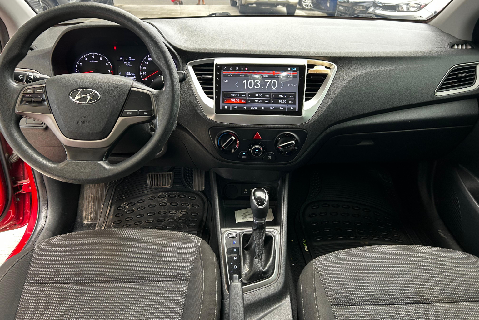 Hyundai Accent 2020 Automático color Rojo, Imagen #8