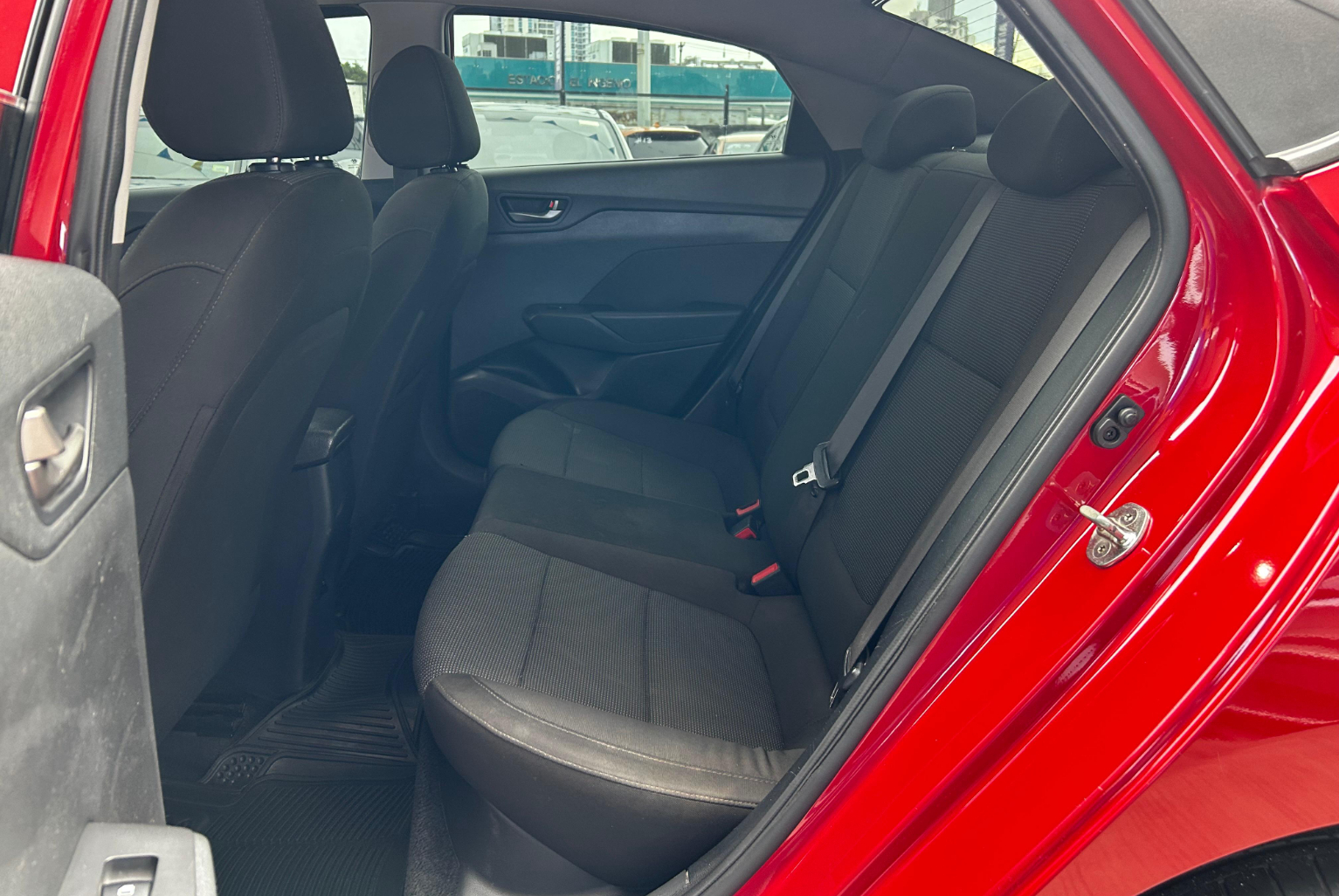 Hyundai Accent 2020 Automático color Rojo, Imagen #10