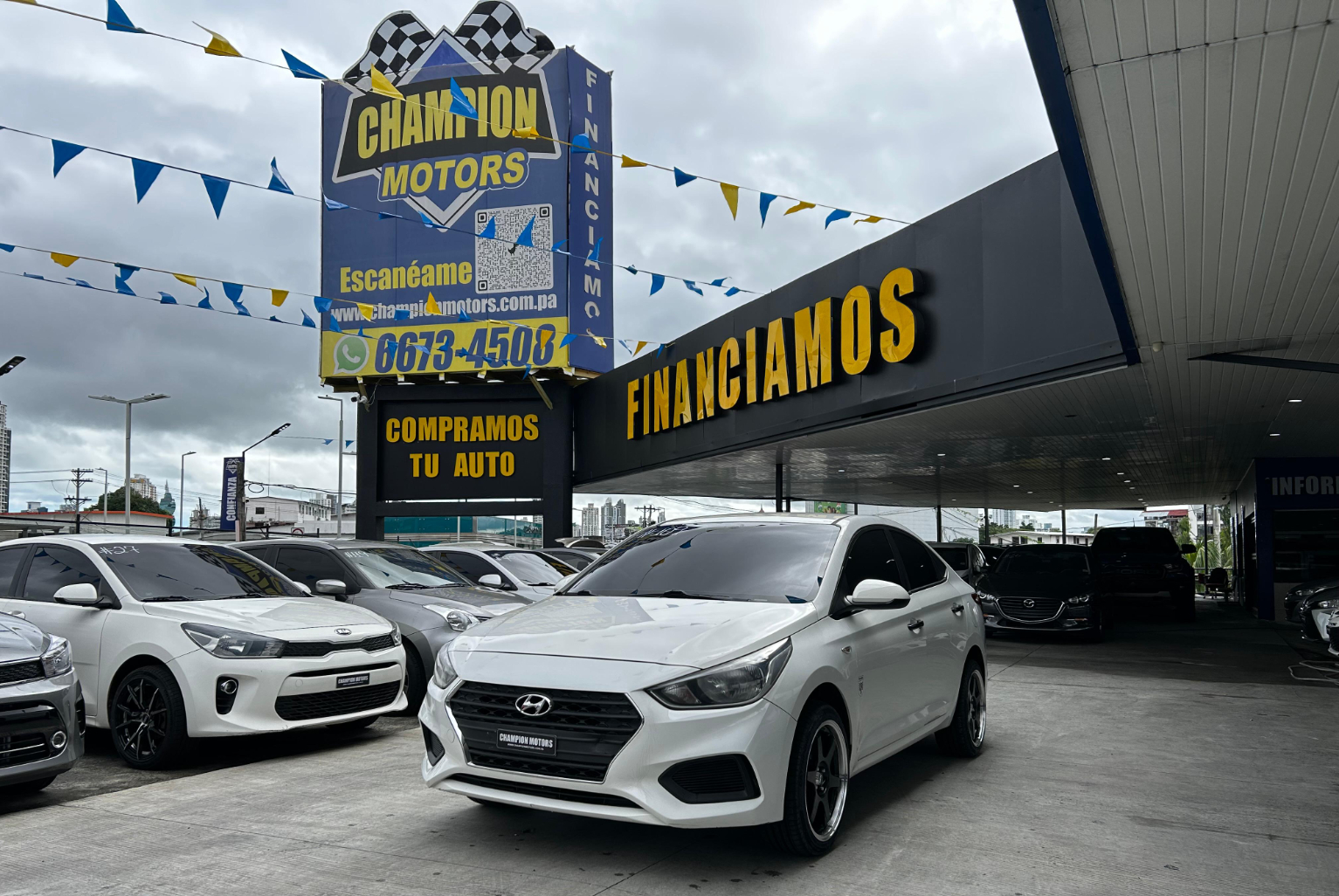 Hyundai Accent 2020 Automático color Blanco, Imagen #1