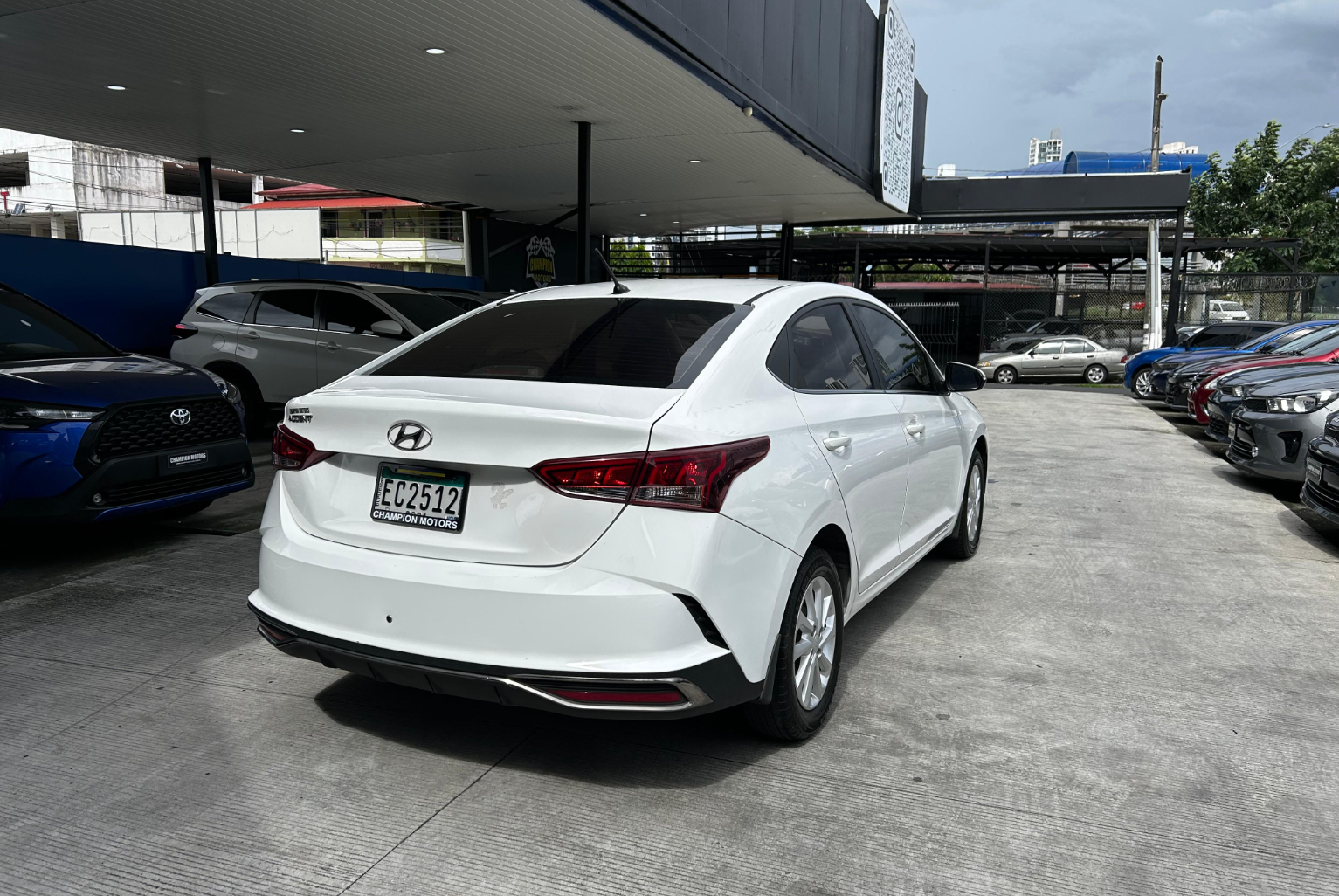 Hyundai Accent 2022 Automático color Blanco, Imagen #4