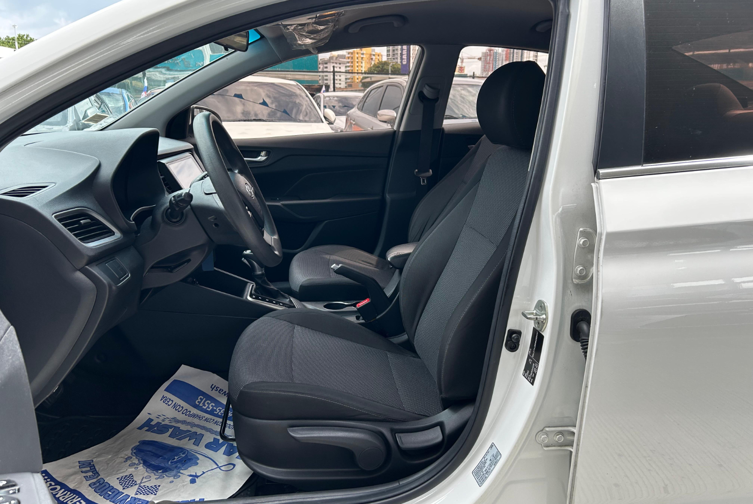 Hyundai Accent 2022 Automático color Blanco, Imagen #8