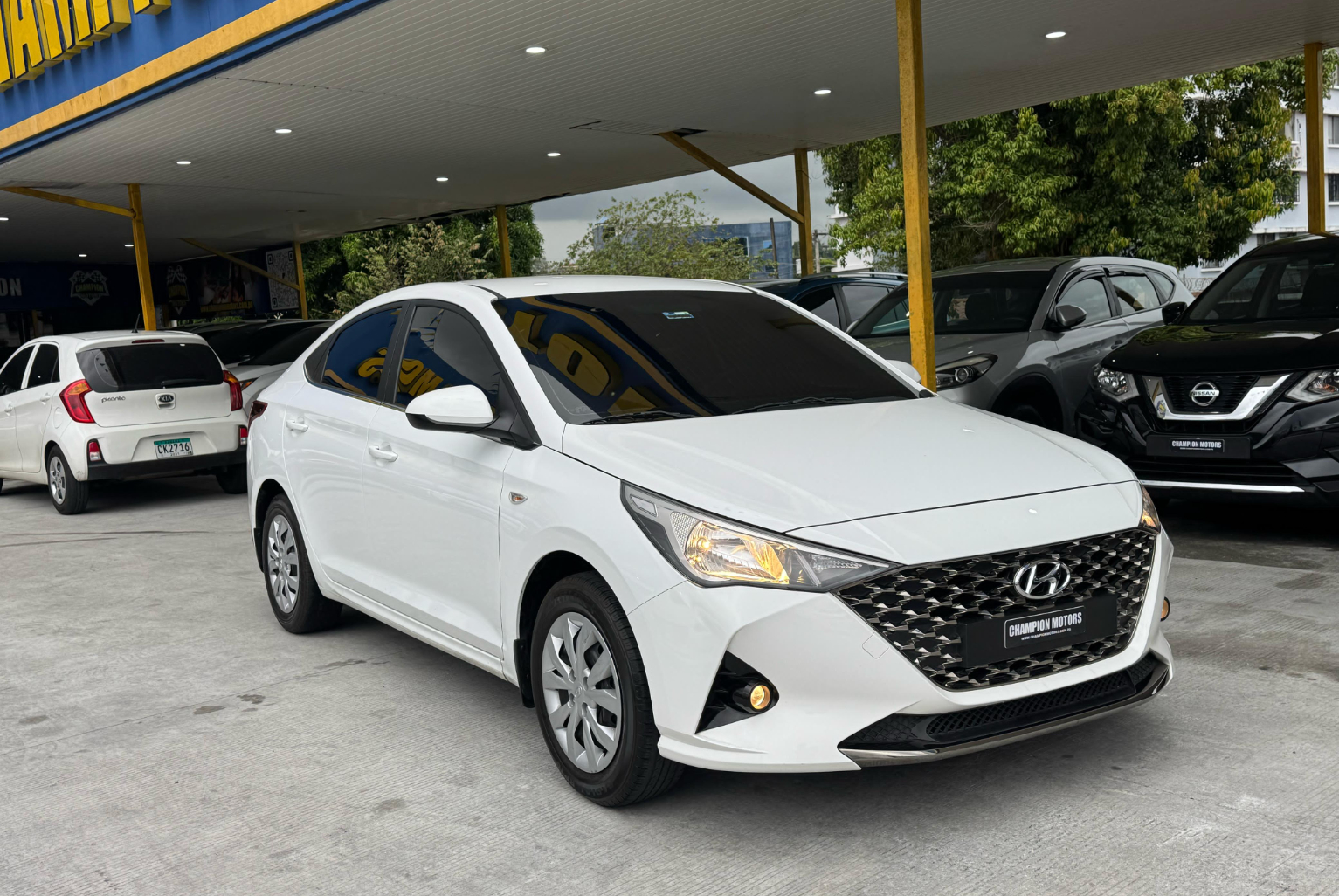 Hyundai Accent 2023 Automático color Blanco, Imagen #3