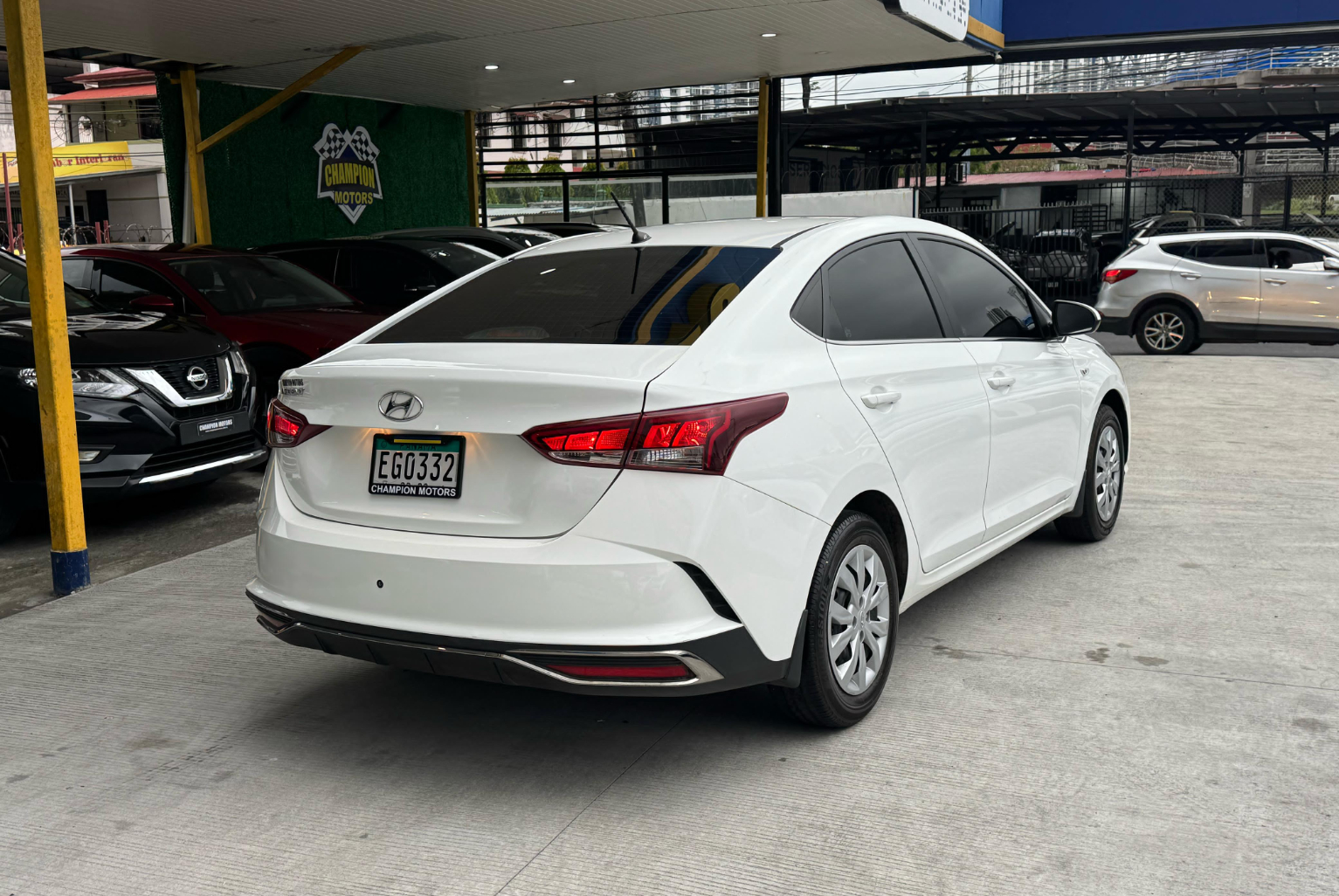 Hyundai Accent 2023 Automático color Blanco, Imagen #4