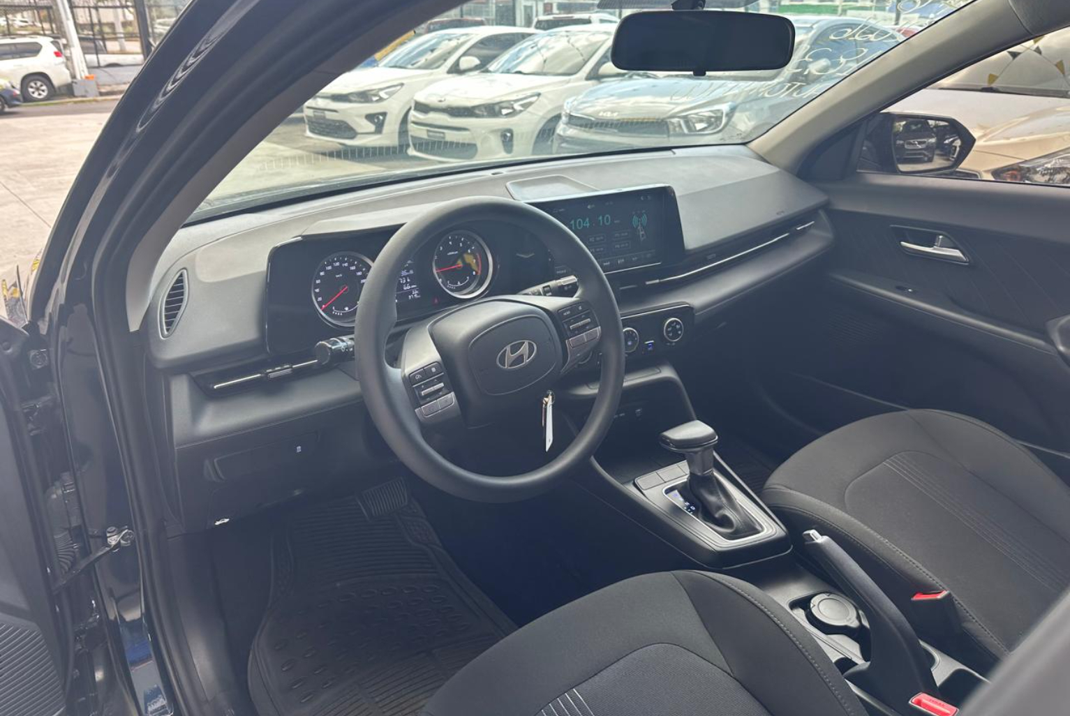 Hyundai Accent 2026 Automático color Azul, Imagen #8