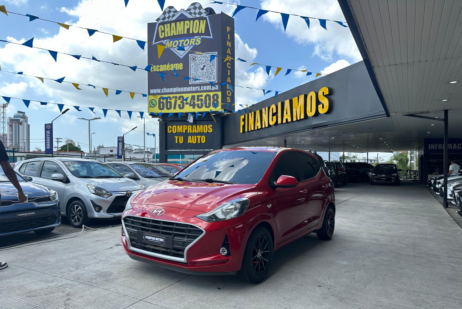 Hyundai Grand i10 2022 Manual color Rojo, Imagen #1