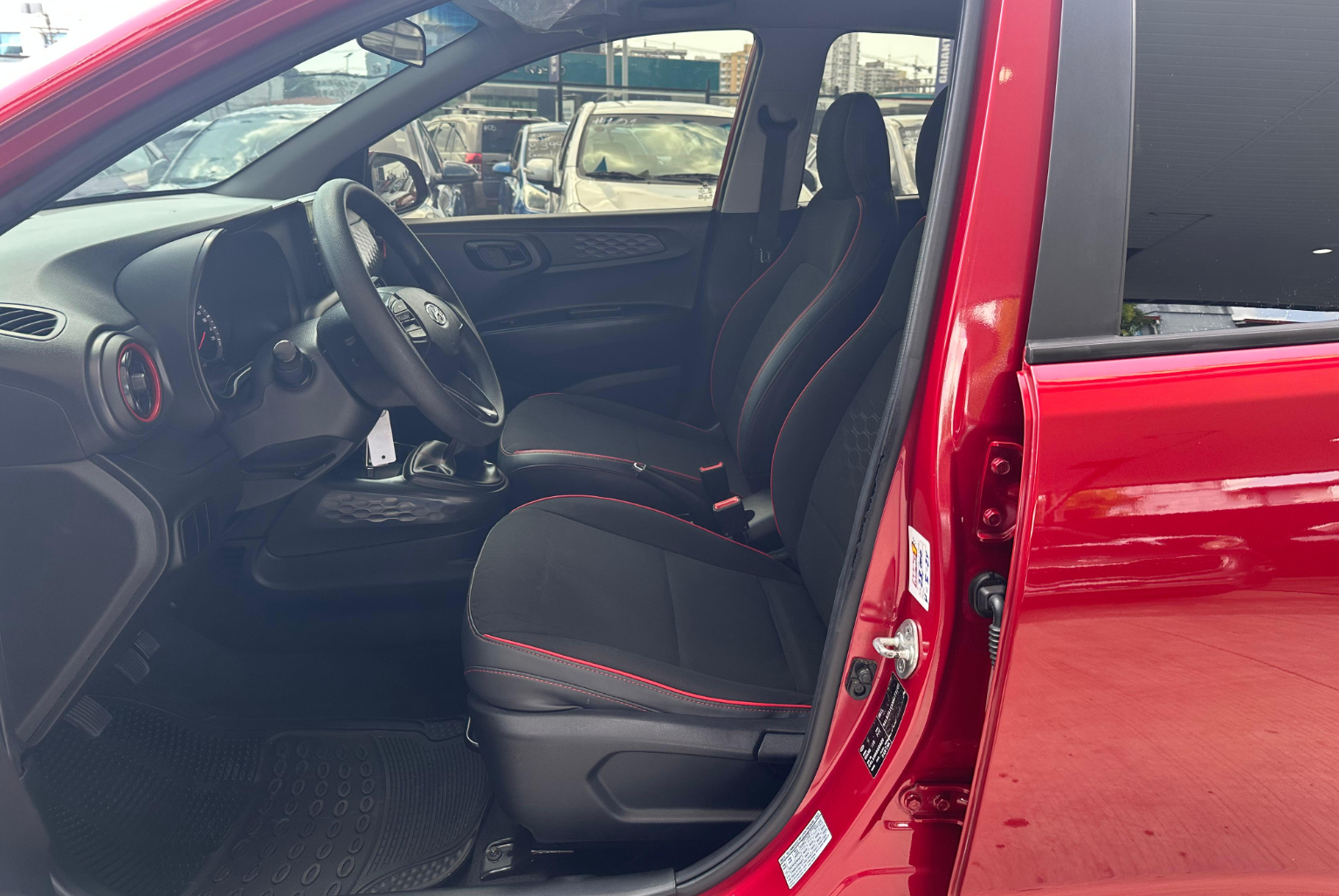 Hyundai Grand i10 2022 Manual color Rojo, Imagen #7