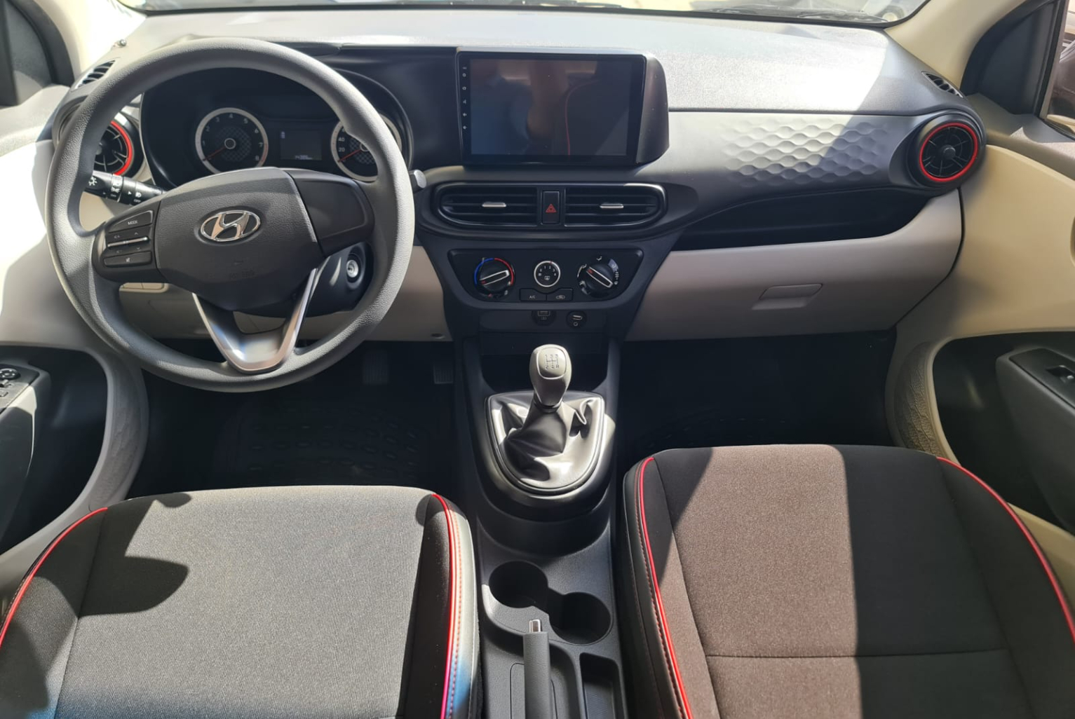 Hyundai Grand i10 2024 Manual color Azul, Imagen #9