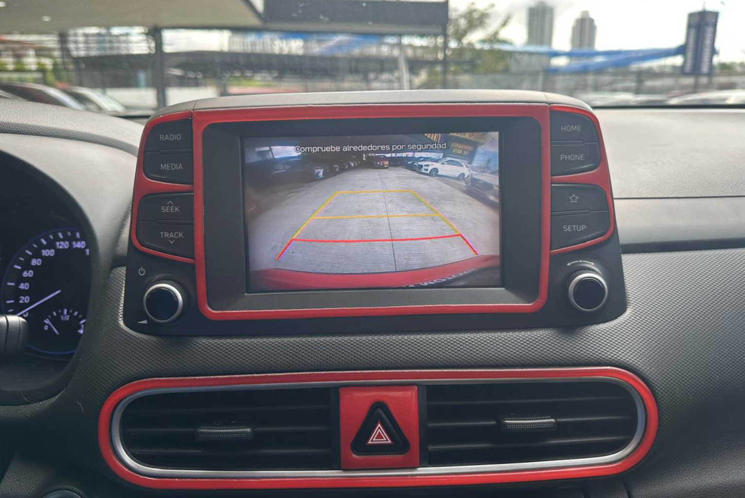 Hyundai Kona 2020 Automático color Naranja, Imagen #13