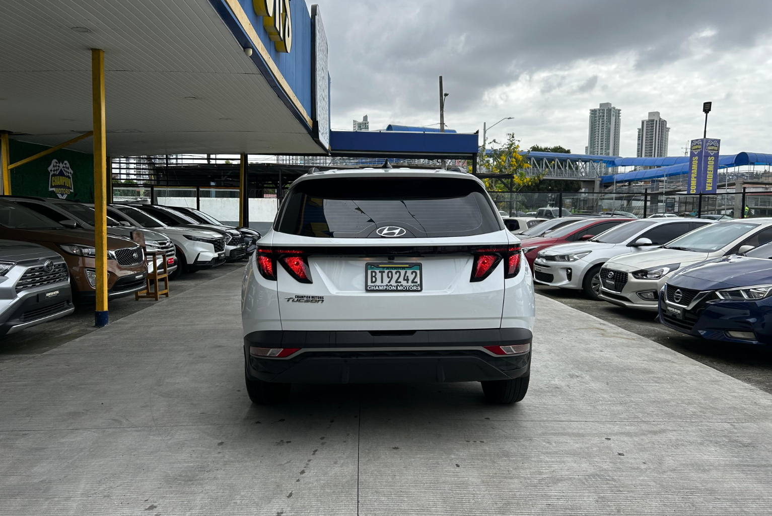 Hyundai Tucson 2023 Manual color Blanco, Imagen #5