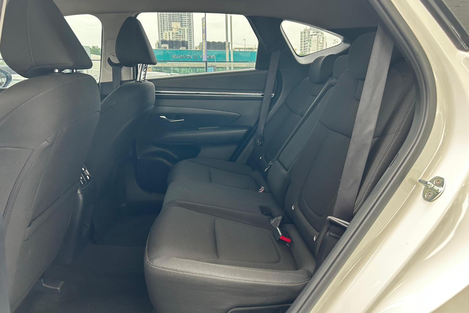 Hyundai Tucson 2023 Manual color Blanco, Imagen #10