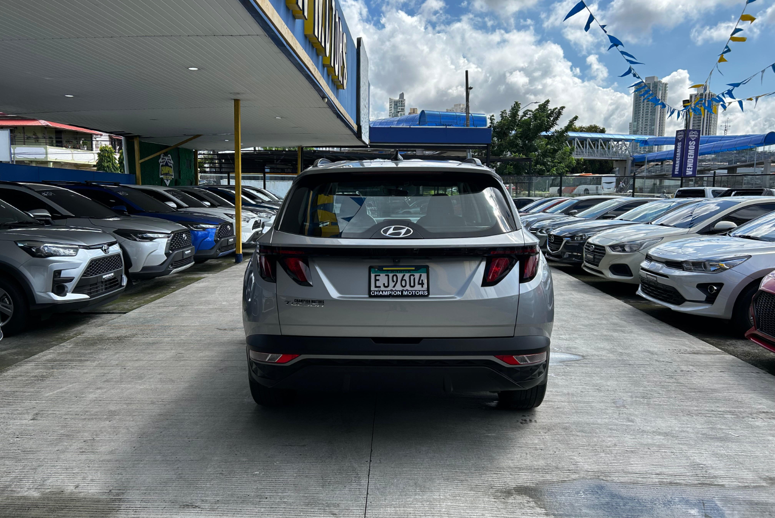 Hyundai Tucson 2024 Automático color Plateado, Imagen #5