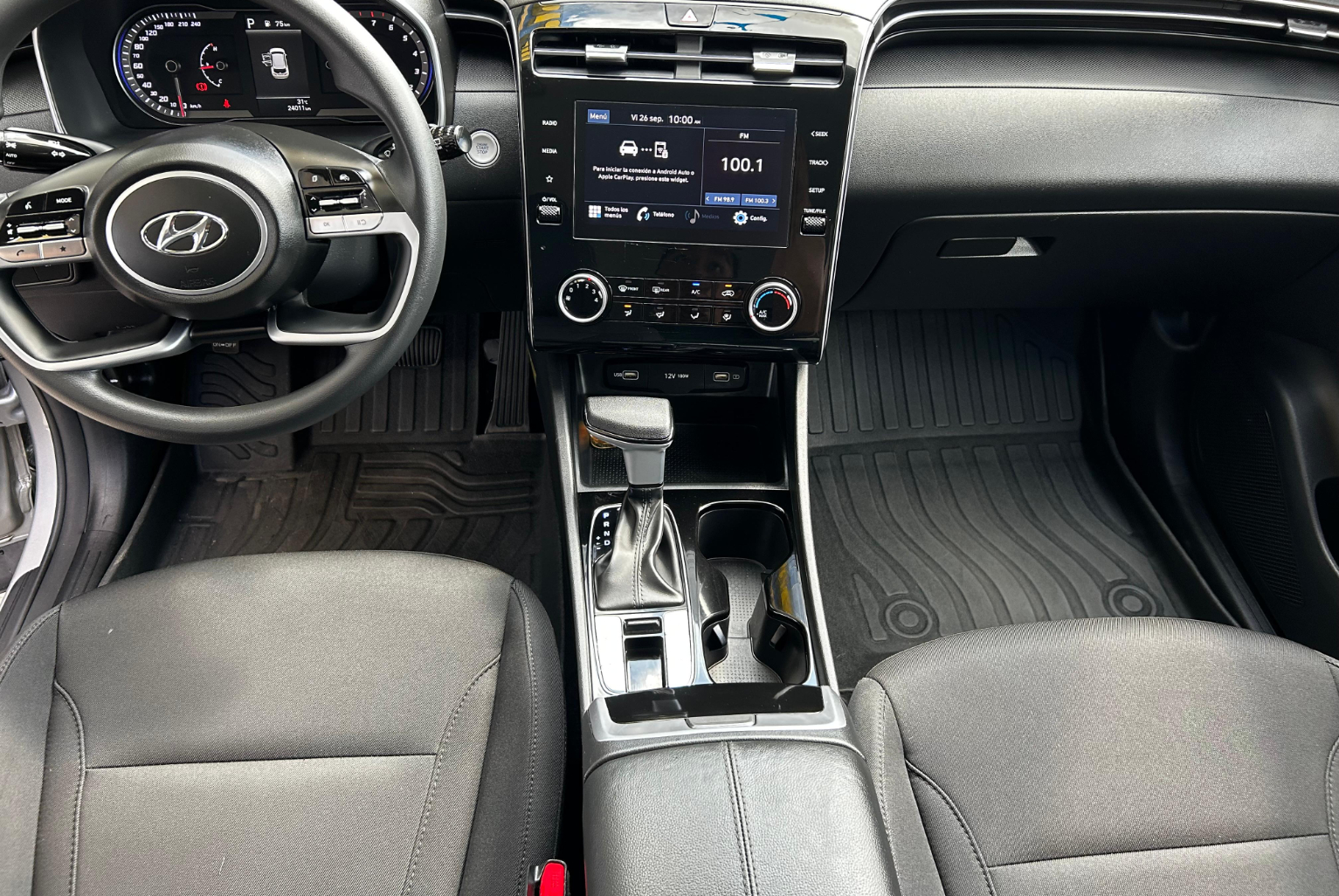 Hyundai Tucson 2024 Automático color Plateado, Imagen #8