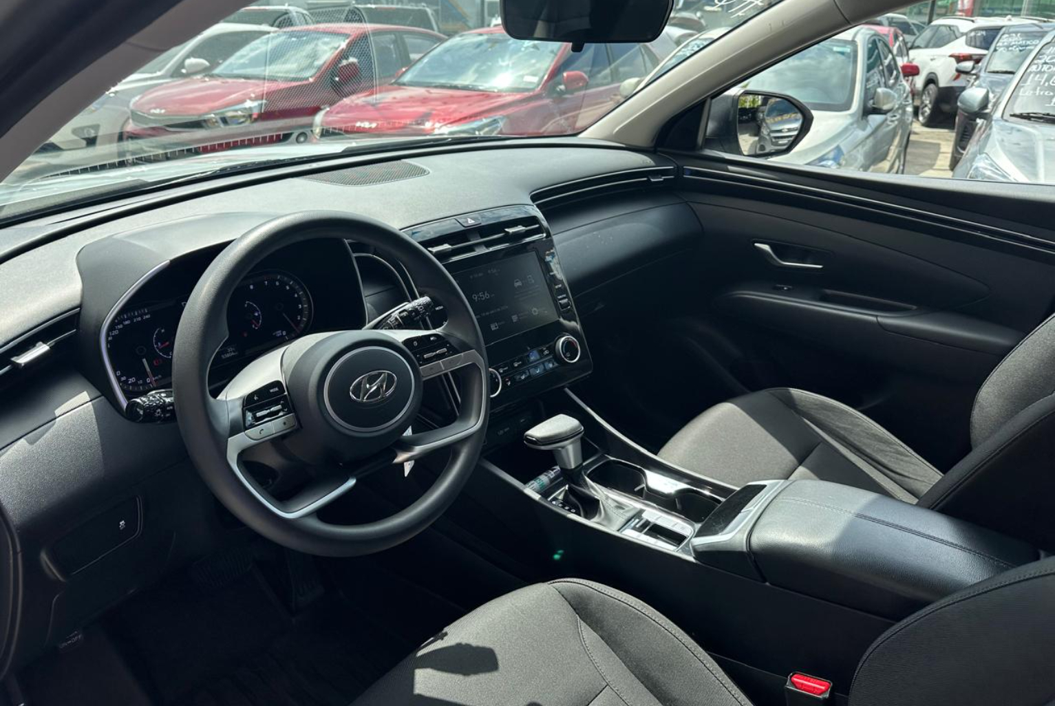 Hyundai Tucson 2024 Automático color Plateado, Imagen #8