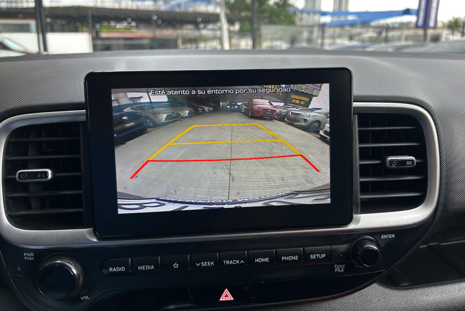 Hyundai Venue 2020 Automático color Rojo, Imagen #11