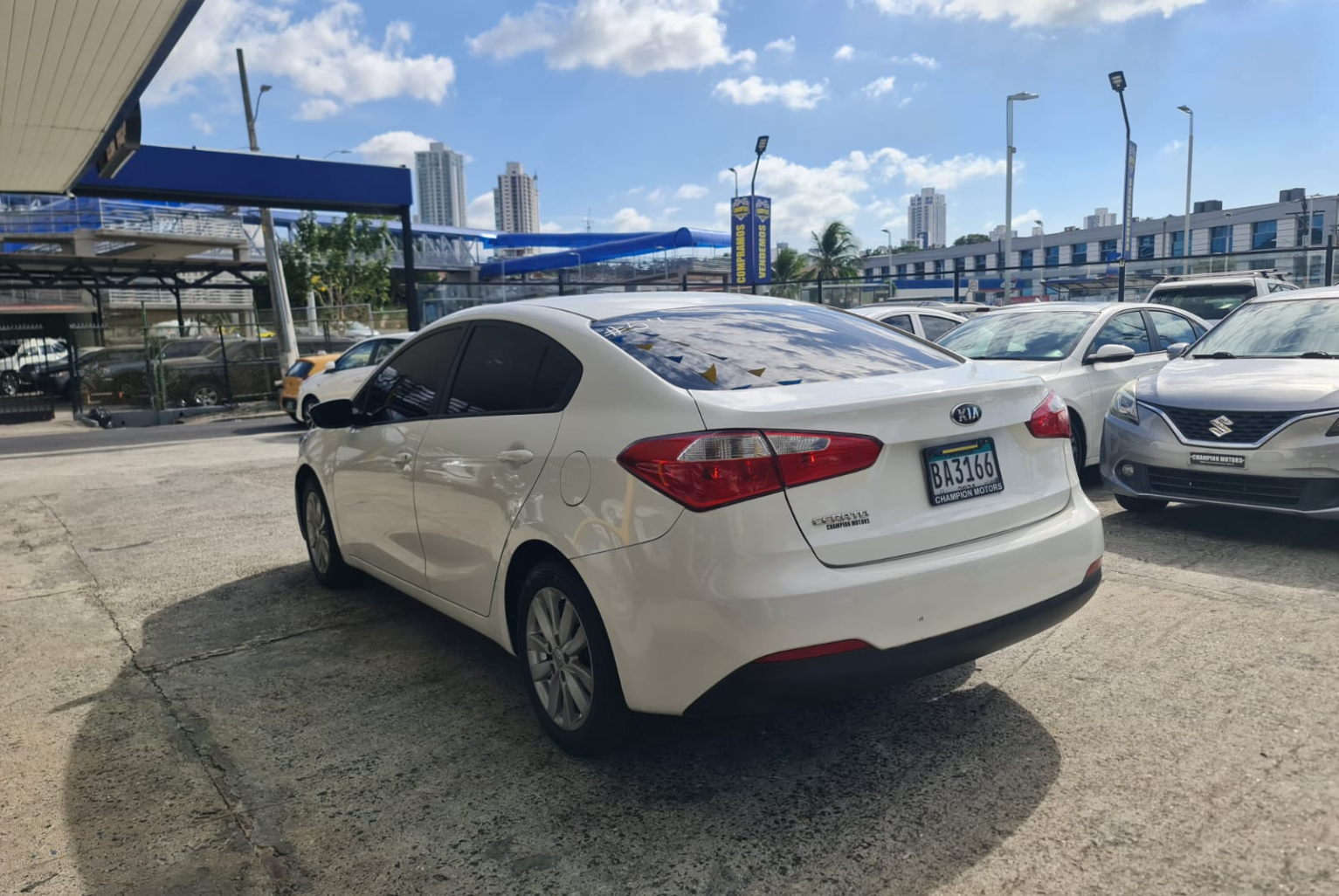 Kia Cerato 2015 Automático color Blanco, Imagen #6