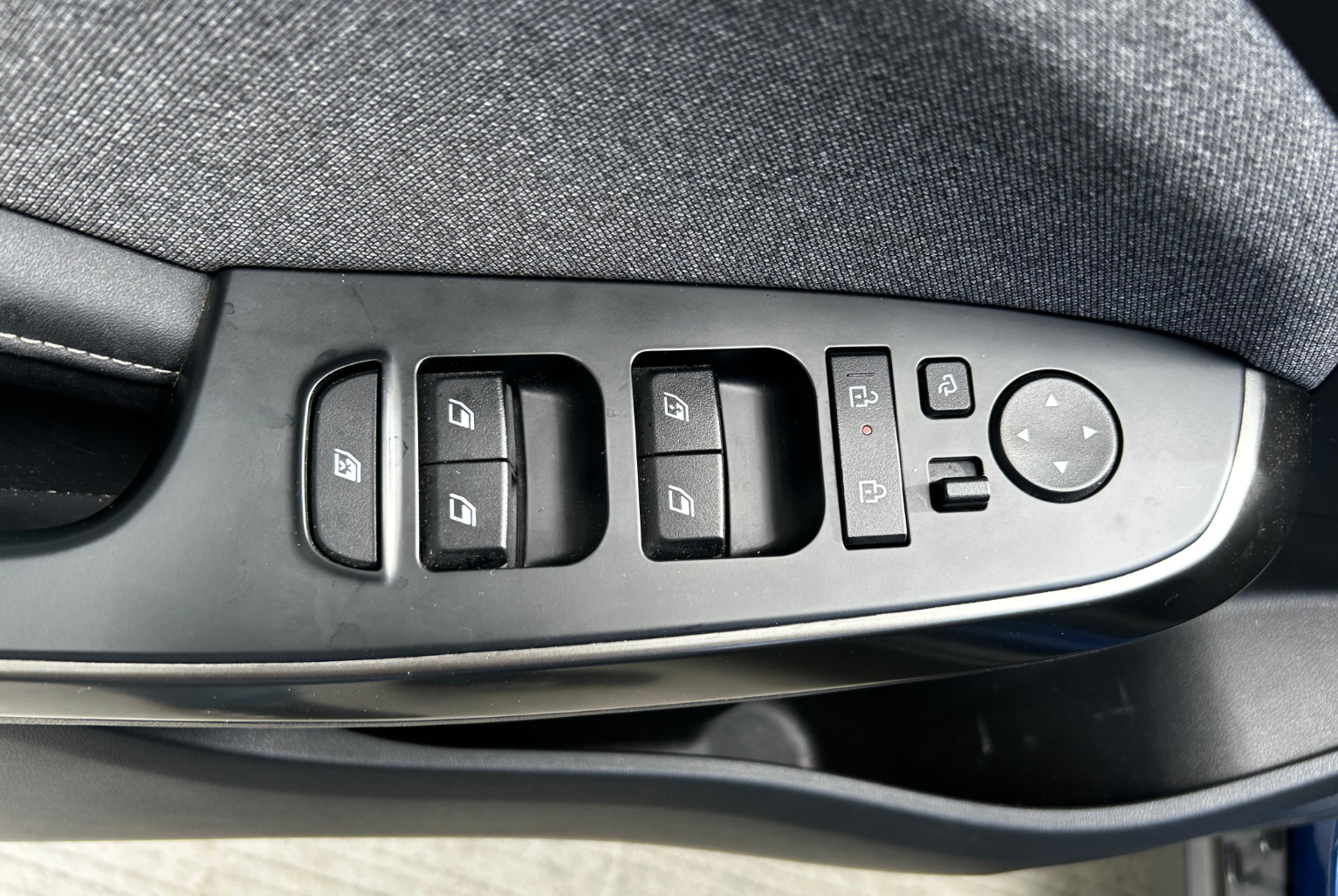 Kia K3 2025 Automático color Azul, Imagen #12