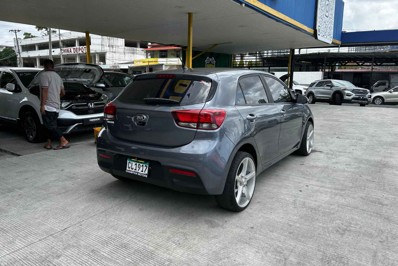 Kia Rio 2019 Automático color Gris, Imagen #4