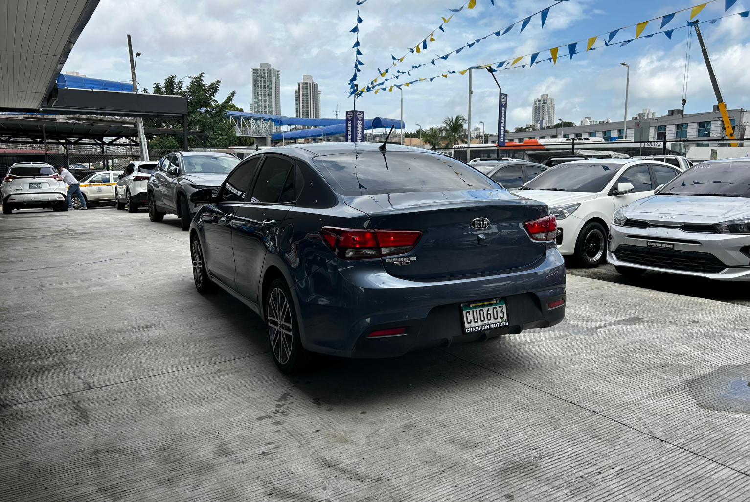 Kia Rio 2019 Automático color Azul, Imagen #6
