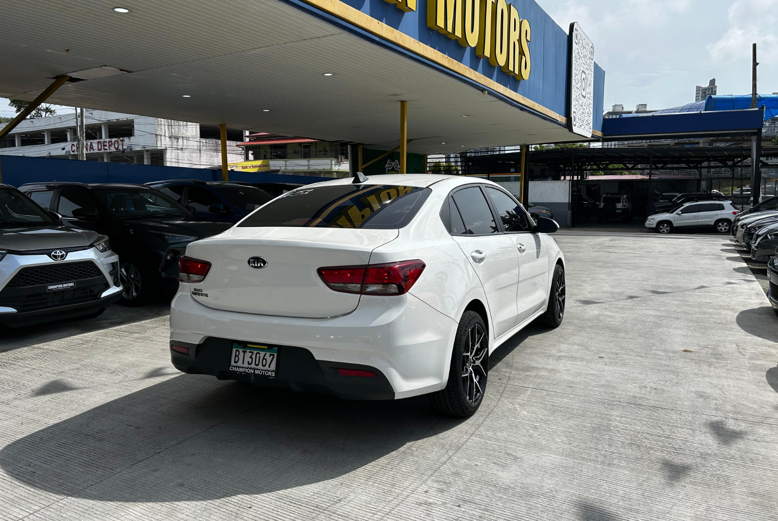 Kia Rio 2020 Automático color Blanco, Imagen #4