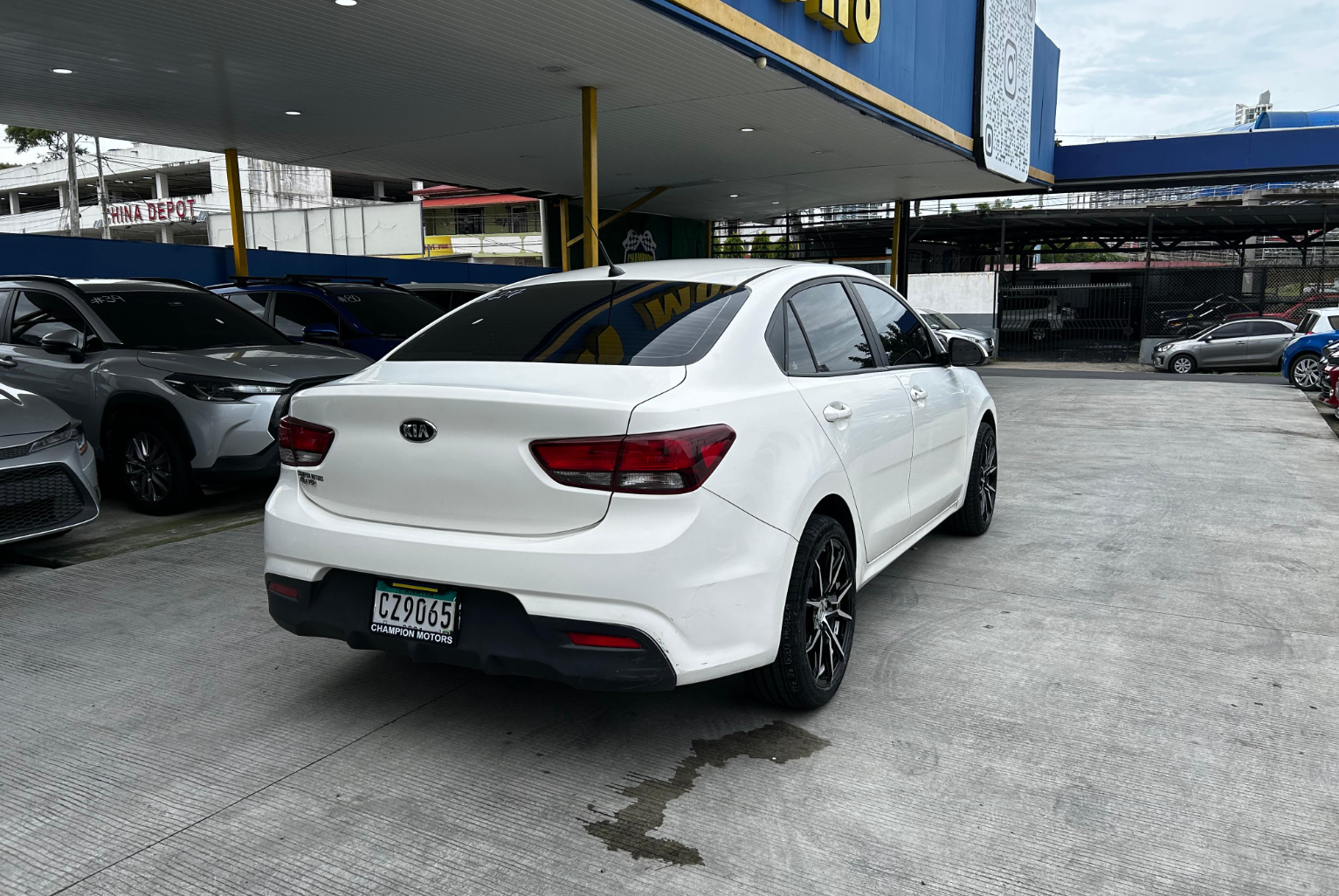 Kia Rio 2021 Automático color Blanco, Imagen #4