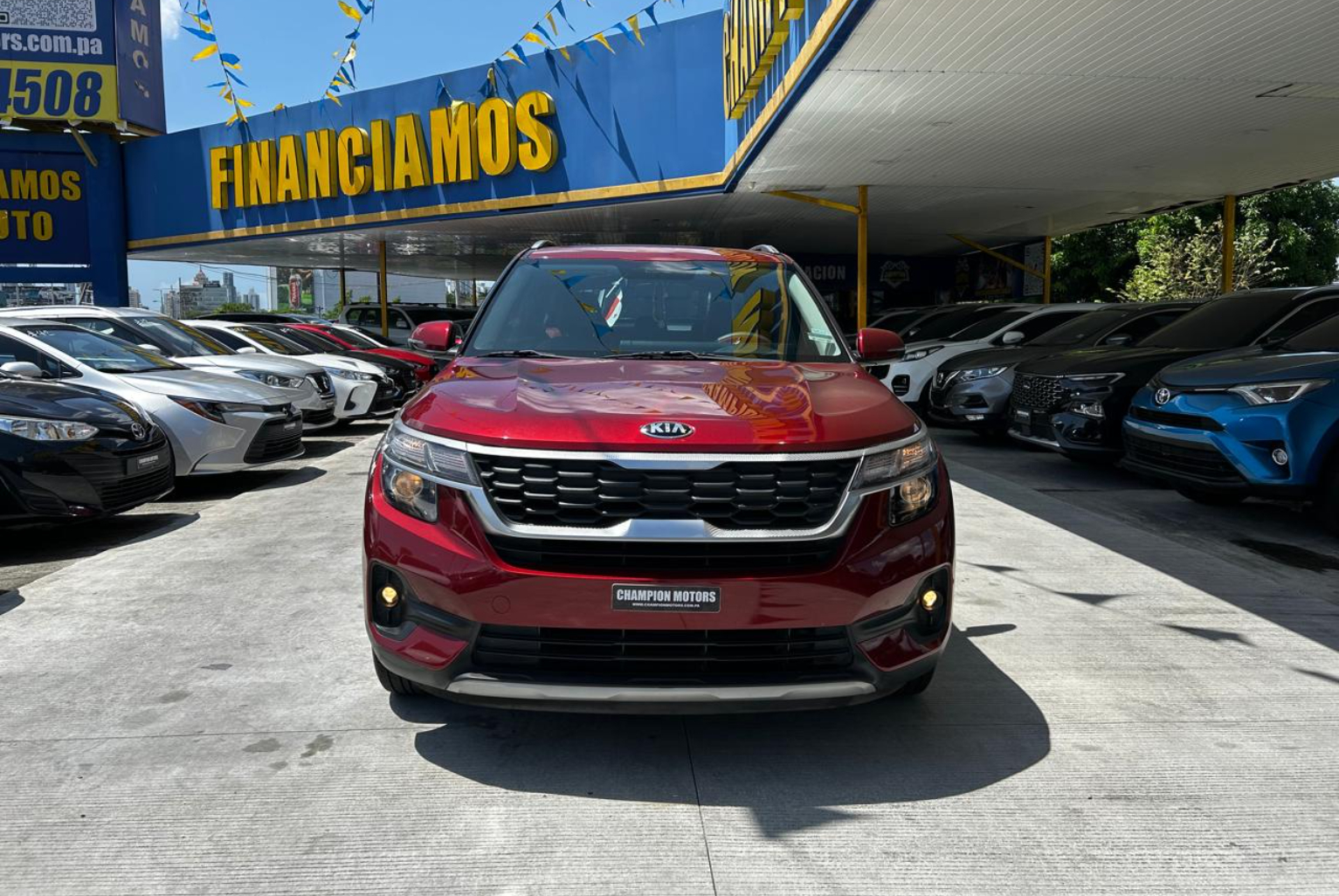 Kia Seltos 2020 Automático color Rojo, Imagen #2