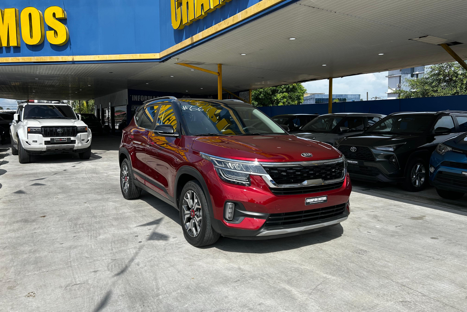 Kia Seltos 2020 Automático color Rojo, Imagen #3