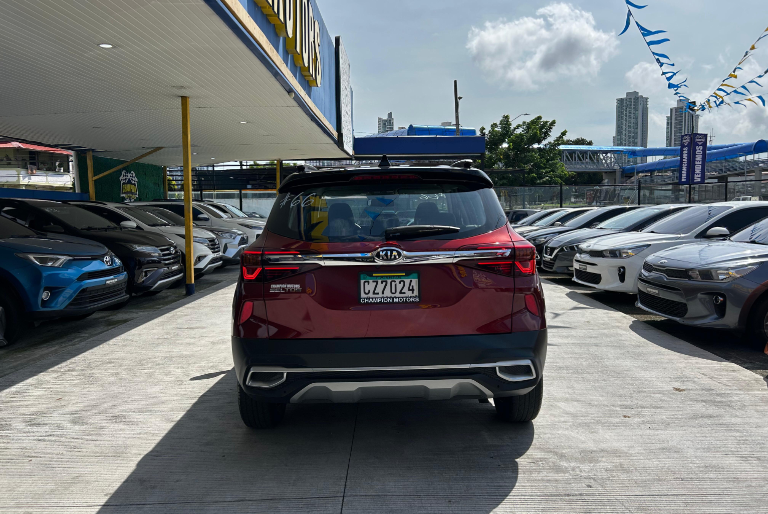 Kia Seltos 2020 Automático color Rojo, Imagen #5