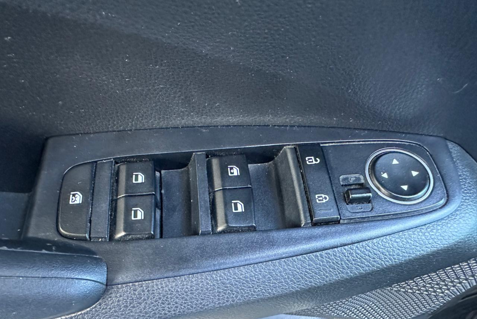 Kia Seltos 2022 Manual color Blanco, Imagen #11