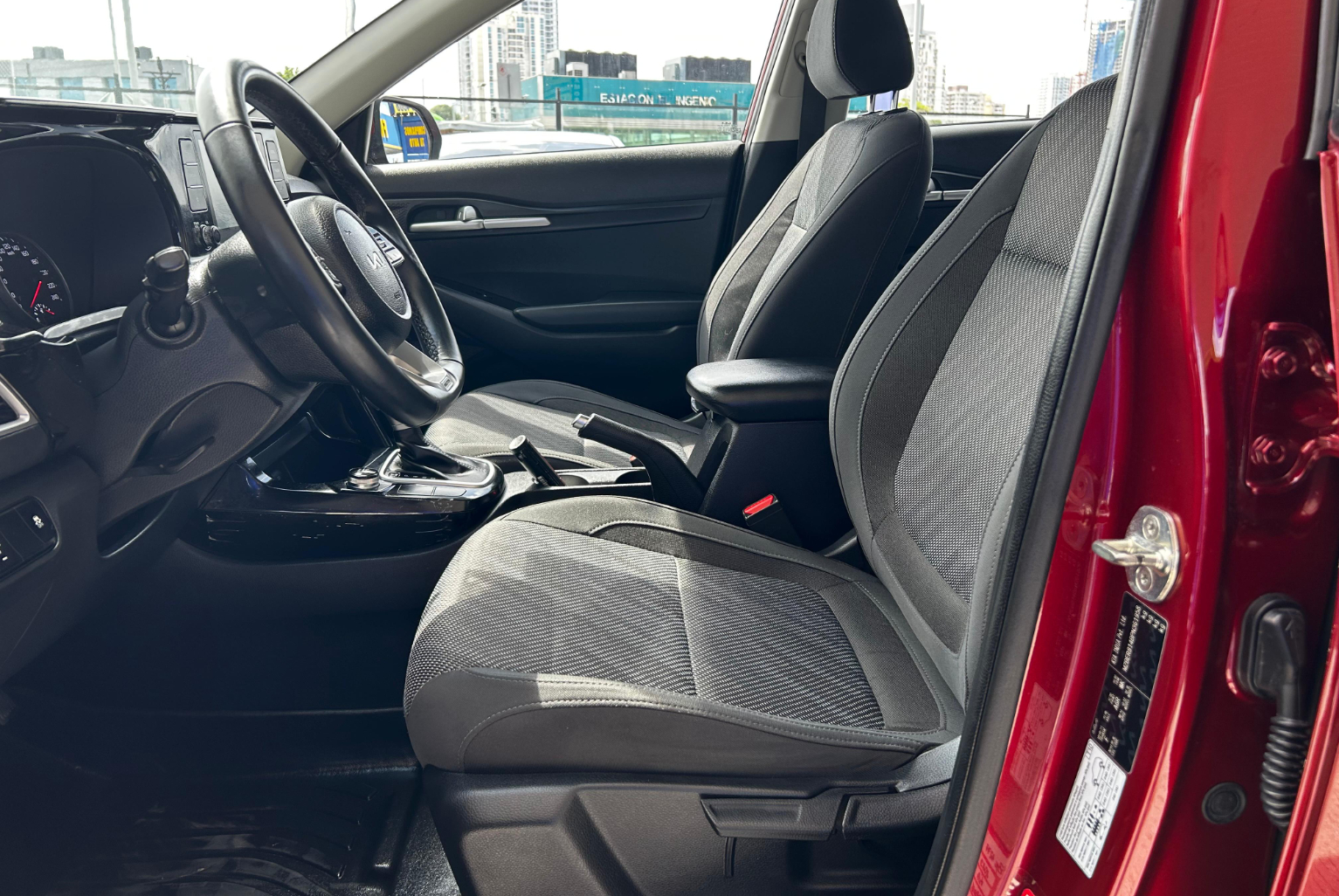 Kia Seltos 2023 Automático color Rojo, Imagen #9