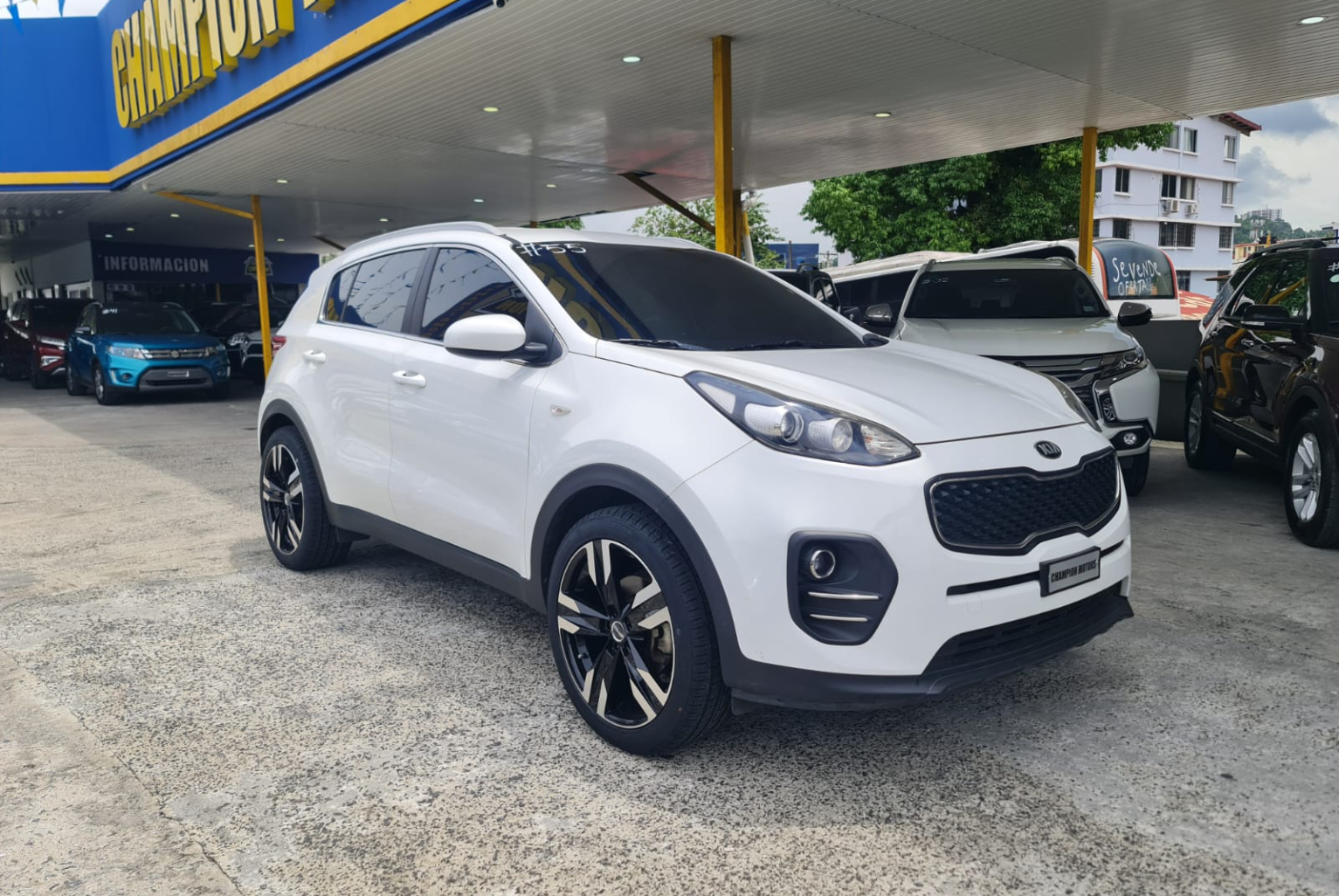 Kia Sportage 2017 Manual color Blanco, Imagen #3