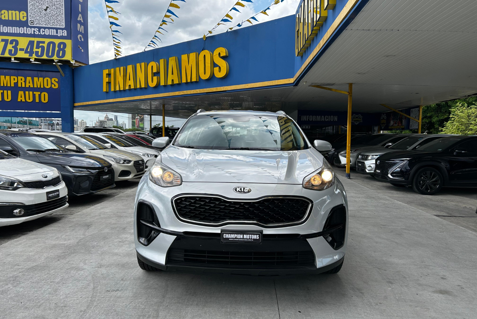 Kia Sportage 2020 Automático color Plateado, Imagen #2