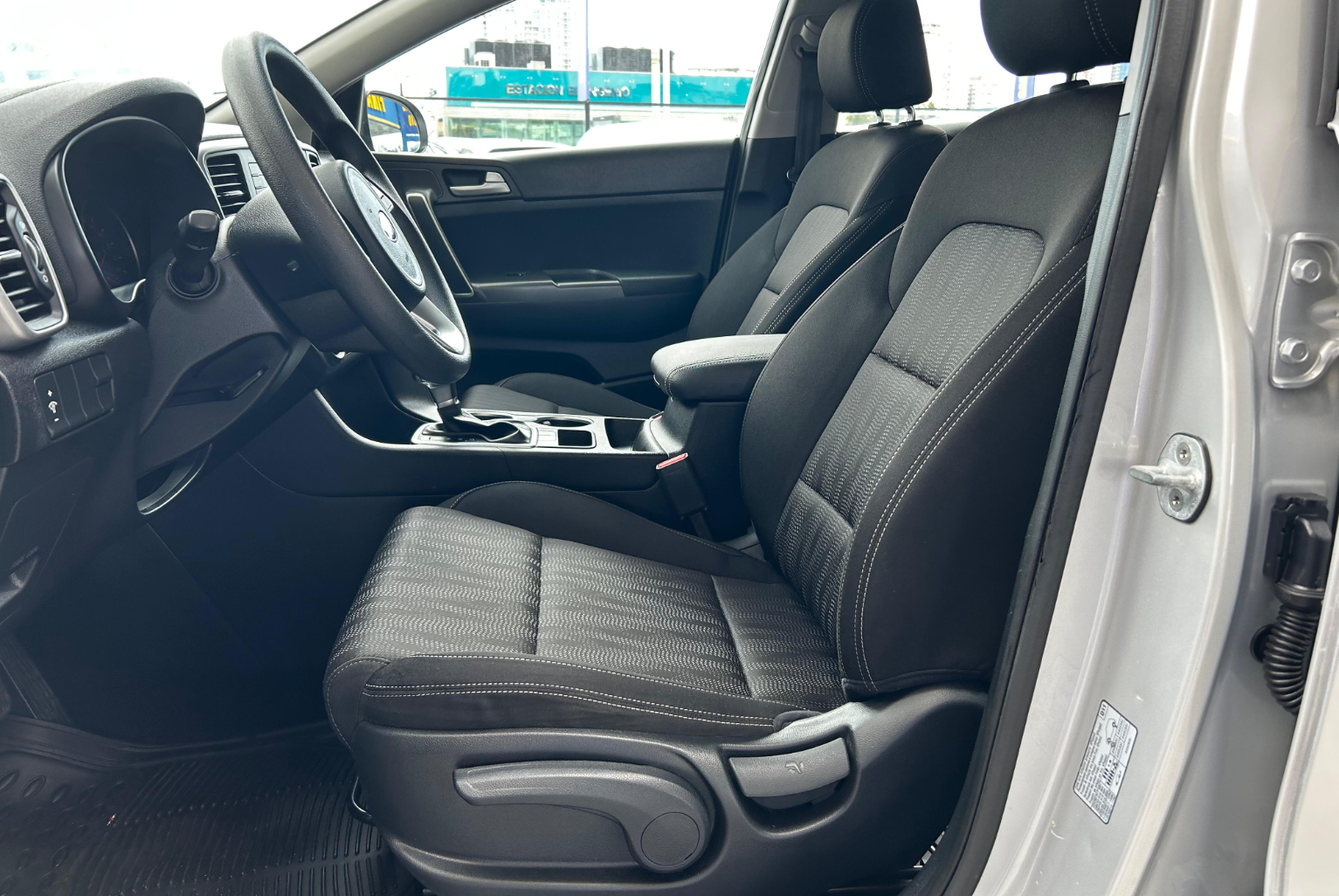Kia Sportage 2020 Automático color Plateado, Imagen #6