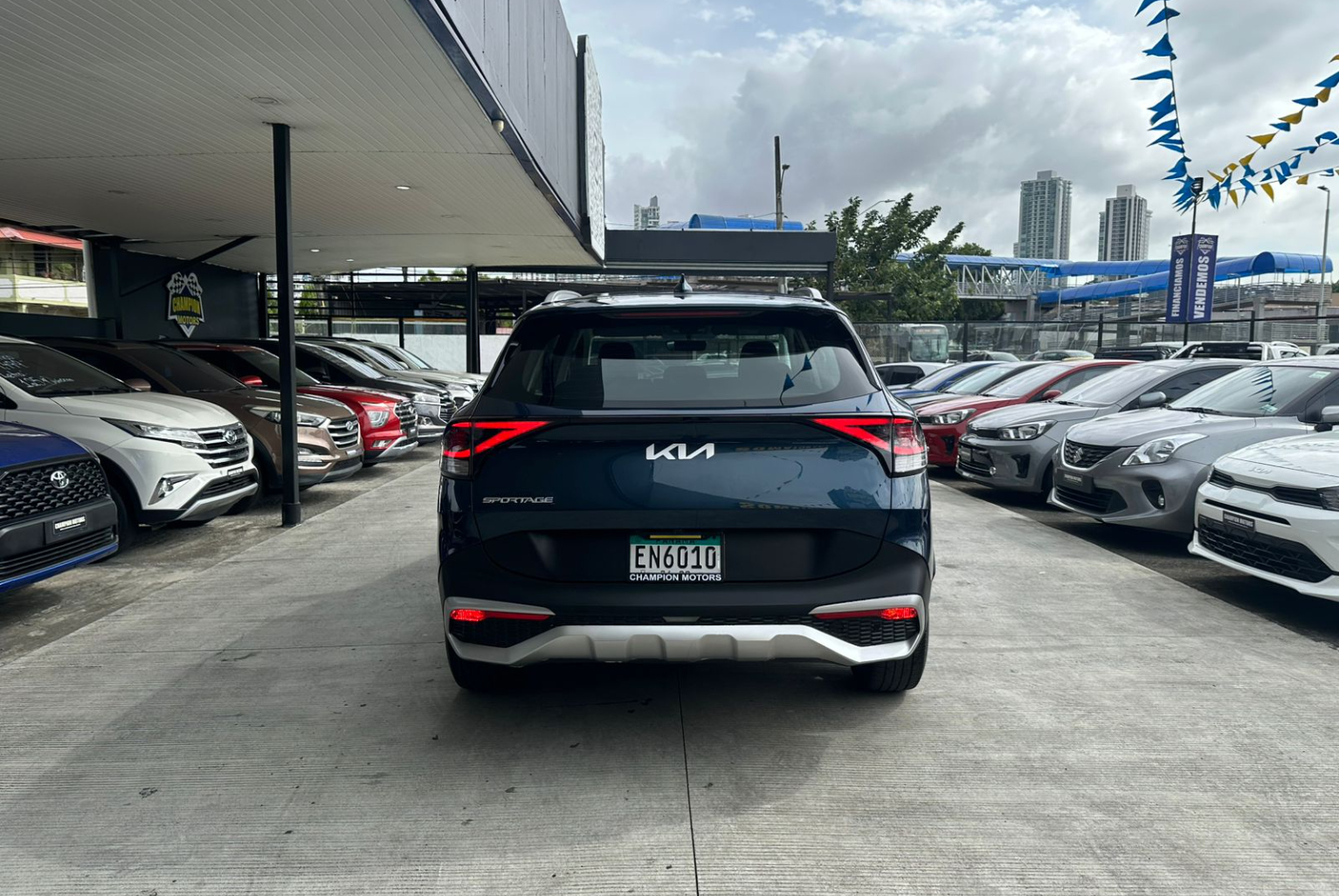 Kia Sportage 2025 Automático color Azul, Imagen #5