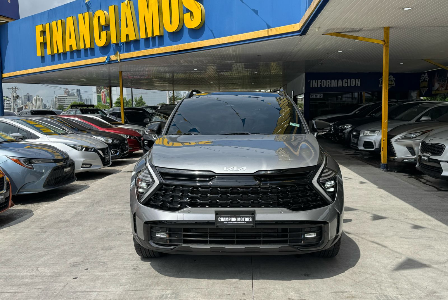 Kia Sportage 2026 Automático color Plateado, Imagen #2