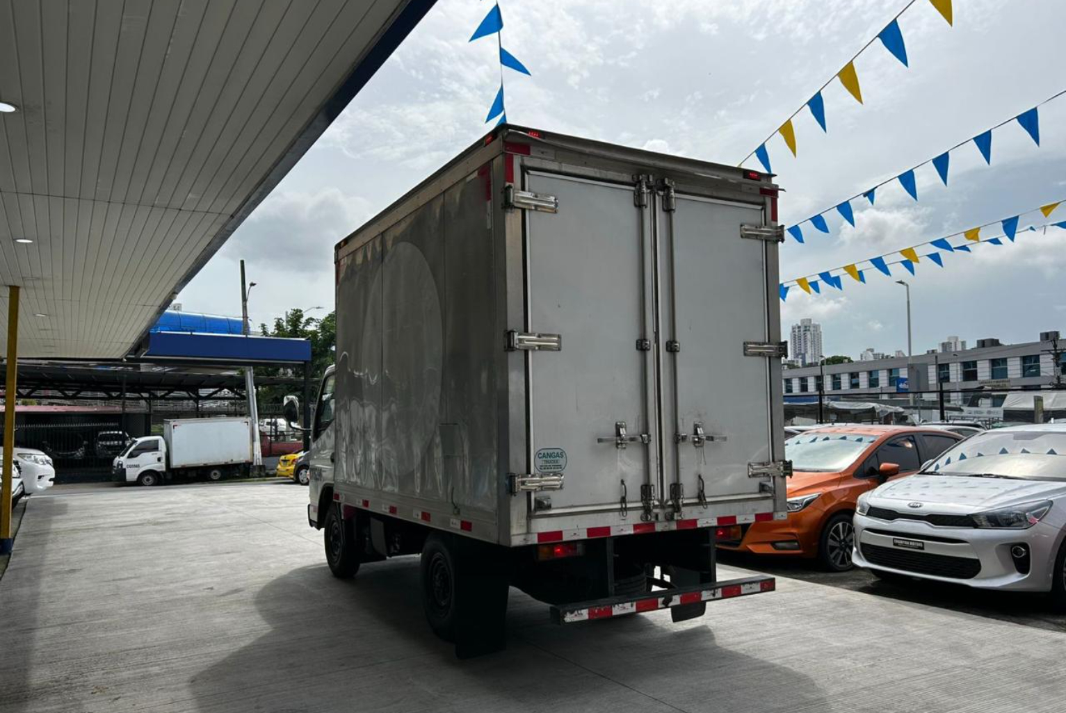 Mitsubishi FE71CB8LGPA X70 2019 Automático color Blanco, Imagen #5