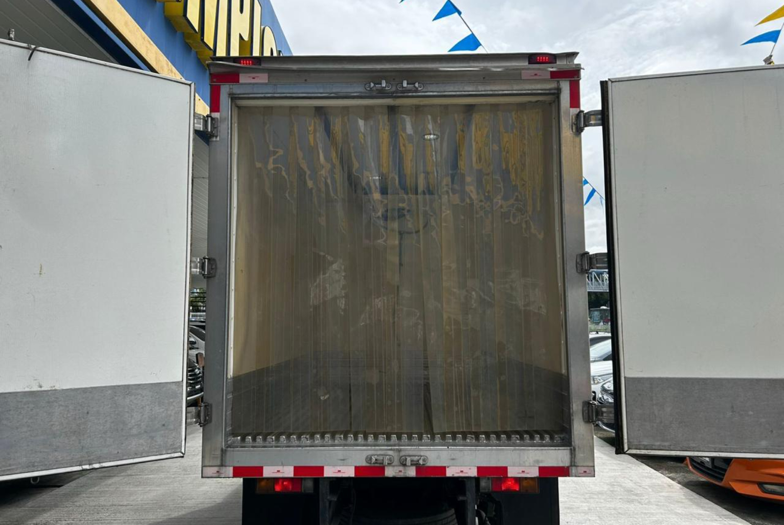 Mitsubishi FE71CB8LGPA X70 2019 Automático color Blanco, Imagen #6