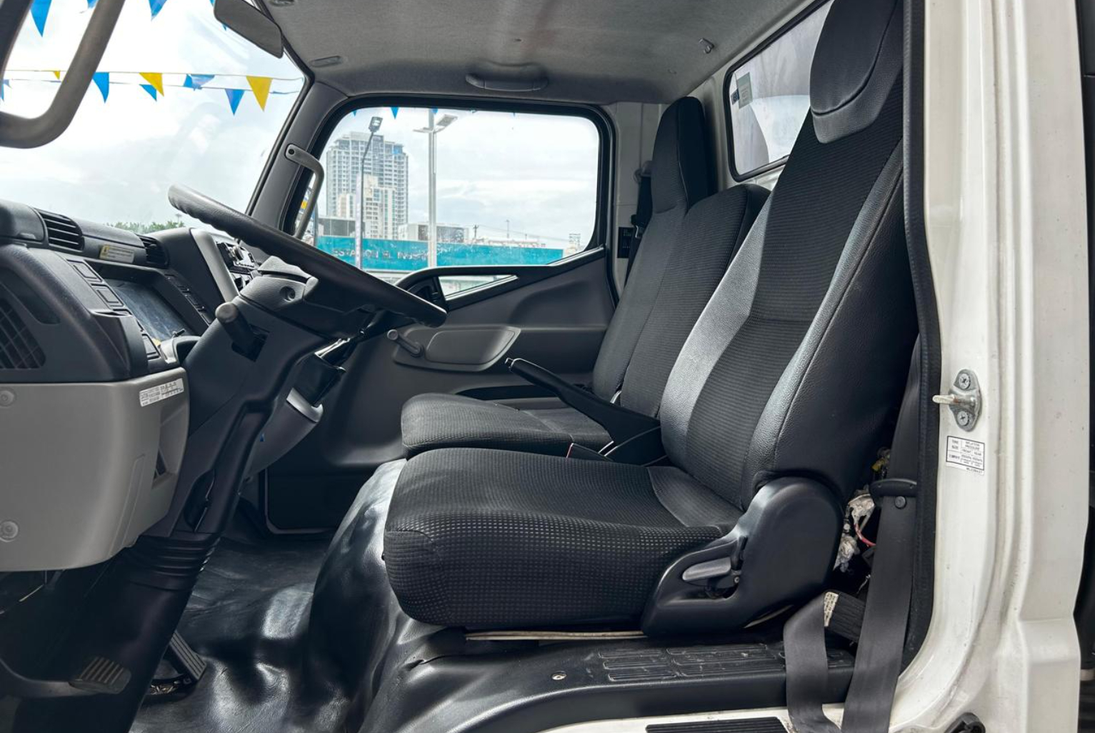 Mitsubishi FE71CB8LGPA X70 2019 Automático color Blanco, Imagen #8