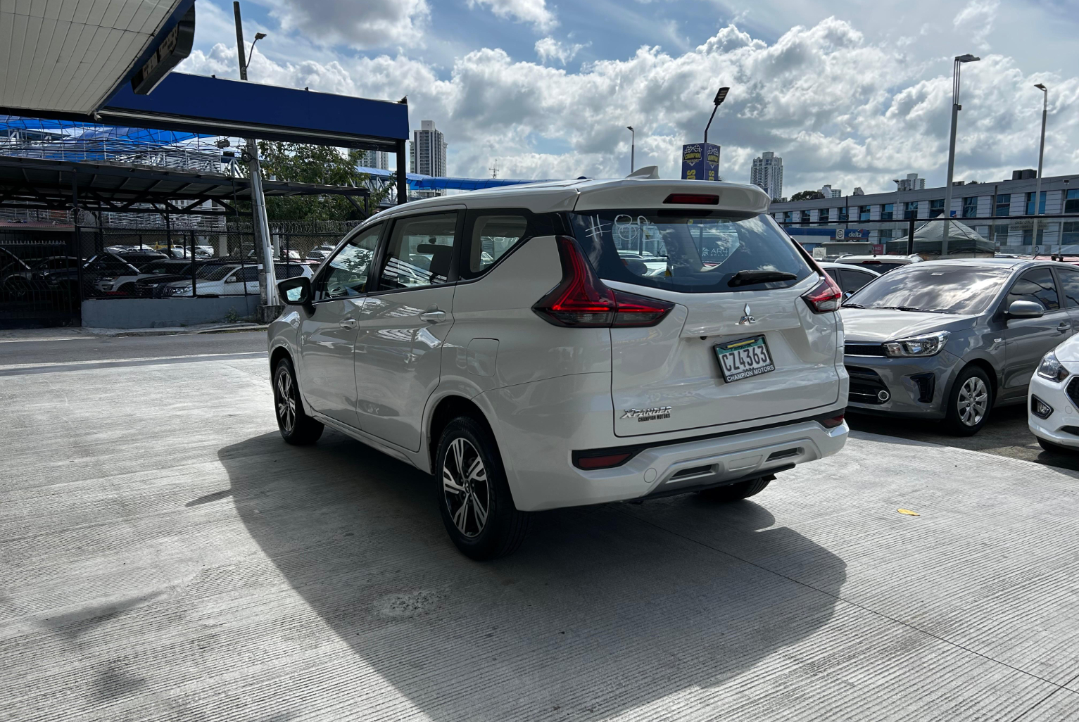 Mitsubishi Xpander 2020 Automático color Blanco, Imagen #6