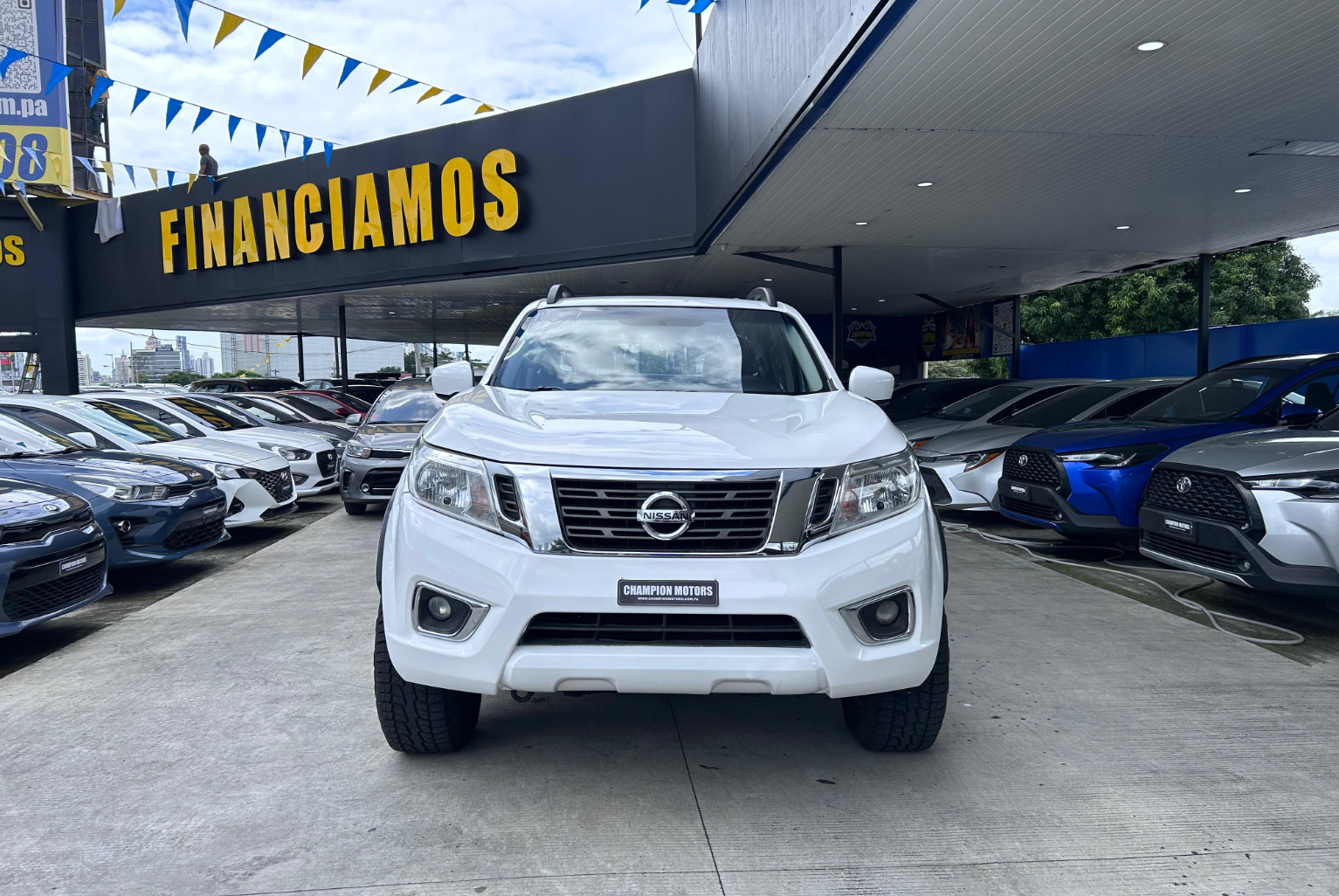 Nissan Frontier 2017 Manual color Blanco, Imagen #2
