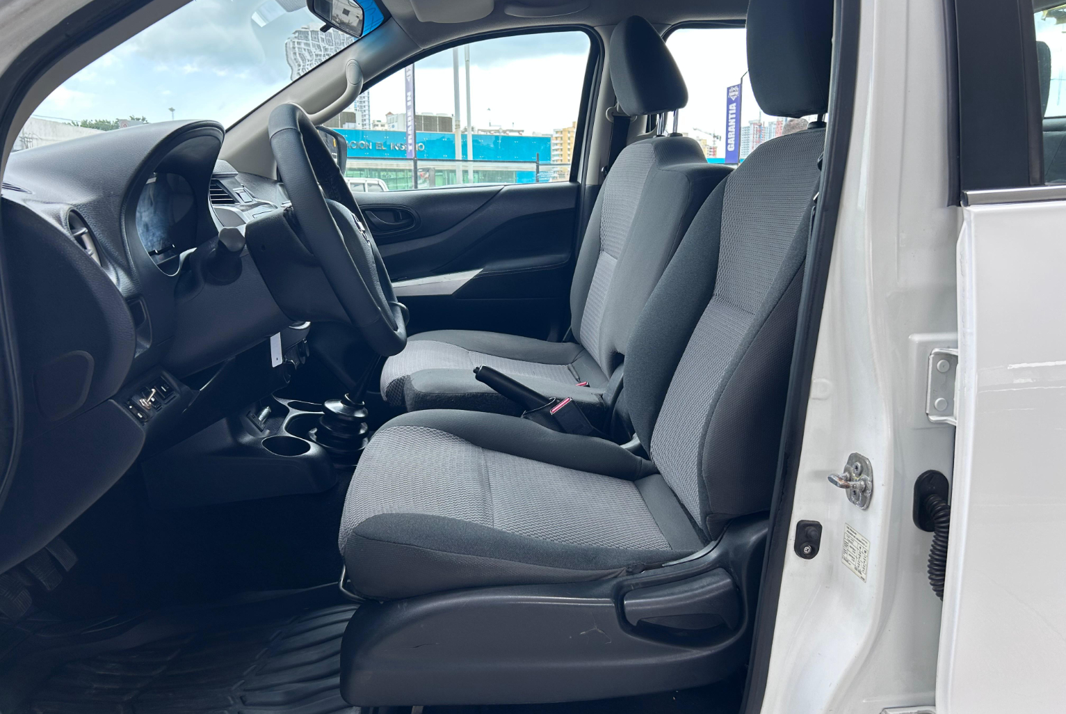 Nissan Frontier 2017 Manual color Blanco, Imagen #7